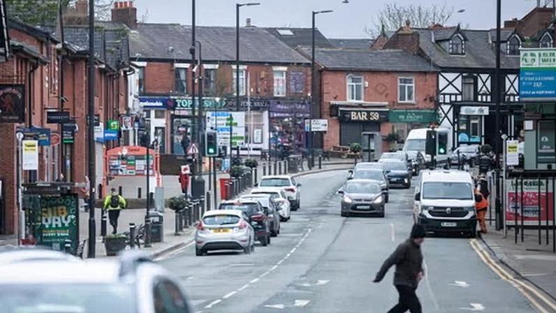 Business owners in Ashton-in-Makerfield have accused the Labour-led Wigan council of not listening to their concerns.