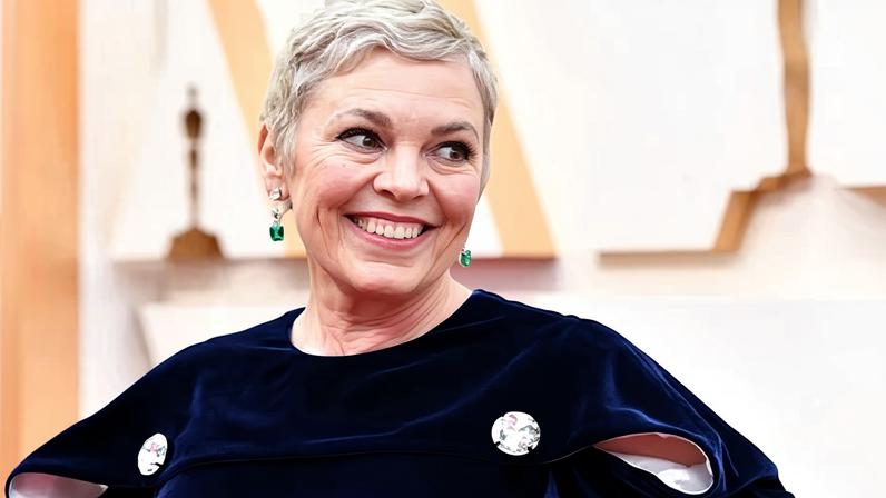 Olivia Colman attends the 92nd Annual Academy Awards, 2020