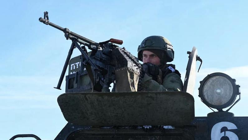 Russian soldiers undergo military training in Rostov region