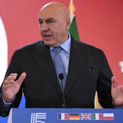 Ministro da Defesa da Itália fica preso em Dubai com a família