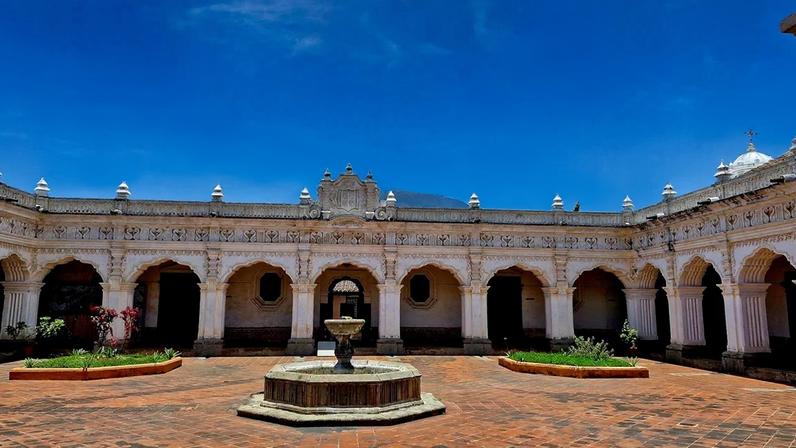 The recently shuttered Museo de Arte Colonial, Antigua, Guatemala Photo: Erik Cleves Kristensen, via Flickr