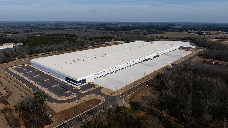 An industrial warehouse recently purchased by ICE for use as a detention center is seen on 10 February in Social Circle, Georgia.