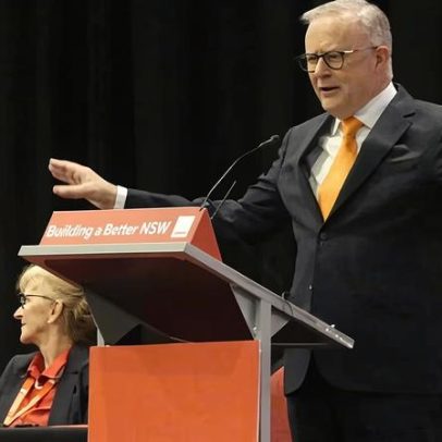 Albanese provoca novos líderes liberais após saída de Sussan Ley