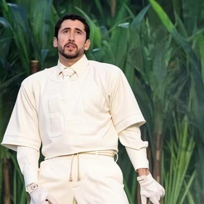Bad Bunny conquista primeiro Top 10 solo no Reino Unido com impulso do Super Bowl