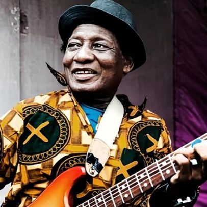 Ebo Taylor, pioneiro do highlife e guitarrista ganês, morre aos 90