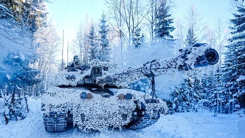A British Challenger 2 tank in arctic camouflage takes part in a Nato exercise in Estonia, 2 February 2026.
