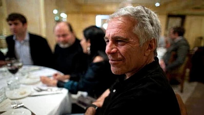 Jeffrey Epstein was frequently invited to dinners on the west coast with other guests from the academic and technology sectors.