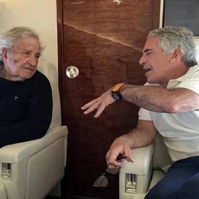 Documentos recém-divulgados revelam relação entre Chomsky e Epstein