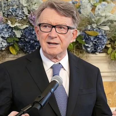 Conservadores pedem divulgação da triagem de Mandelson como embaixador