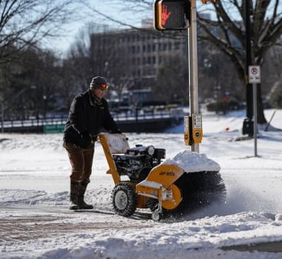 Ciclone-bomba traz temperaturas congelantes e neve para milhões nos EUA