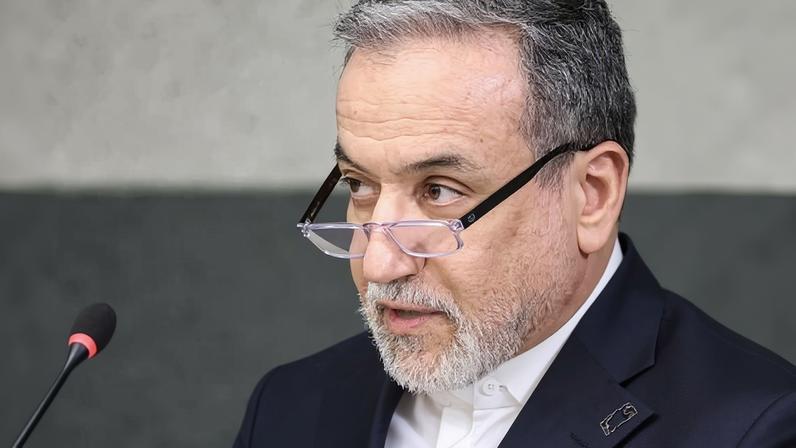 Foreign minister Abbas Araghchi says there has been no US demand for Iran to abandon the right to enrich inside Iran.