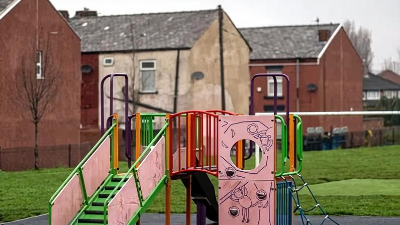 The migration charity Ramfel spoke to parents who said they would have ‘no choice’ but to stop using funds such as child benefit, universal credit, tax credits and disability benefits if the plans went ahead.