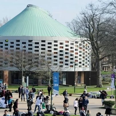 Decisão do OFS contra a Universidade de Sussex deve ser anulada, afirma defesa