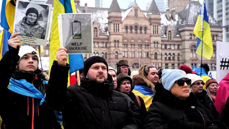 Toronto's Ukrainian community protest ahead of fourth anniversary of Russian invasion