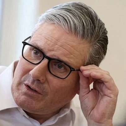 Starmer enfrenta PMQs sob pressão sobre peerage a ex-aide ligado a sex offender