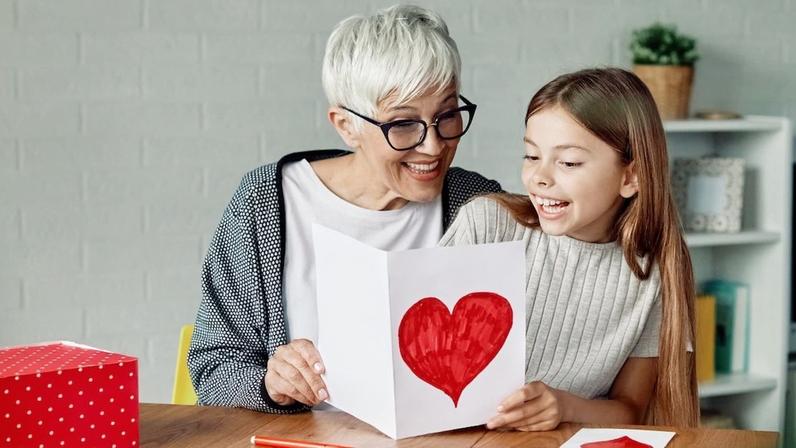 7 Bible Verses to Include in Your Grandchild's Valentine