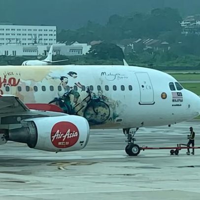 Artista acusa AirAsia de usar mural em avião sem consentimento