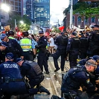 Chris Minns defende polícia após acusações de violência a manifestantes em Sydney
