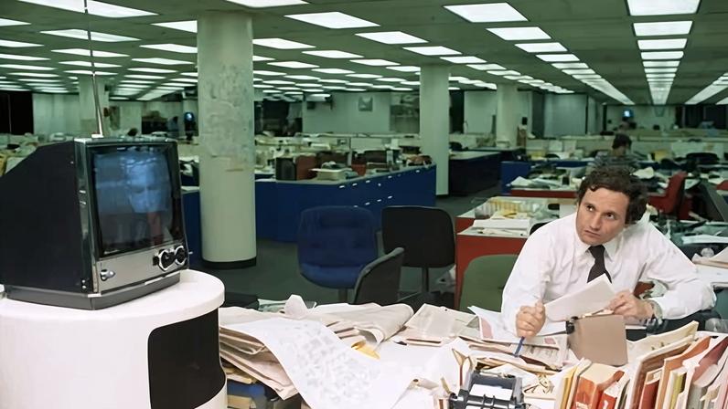 Bob Woodward at the Washington Post in 1977.