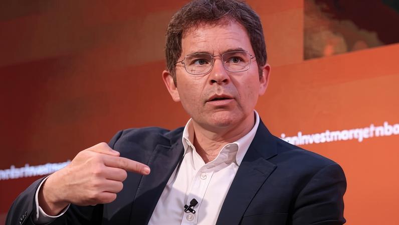 Ben Wegg-Prosser founded Global Counsel with Peter Mandelson in 2010.