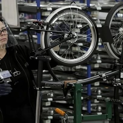 Manufatura no Reino Unido cresce com aumento de pedidos de exportação