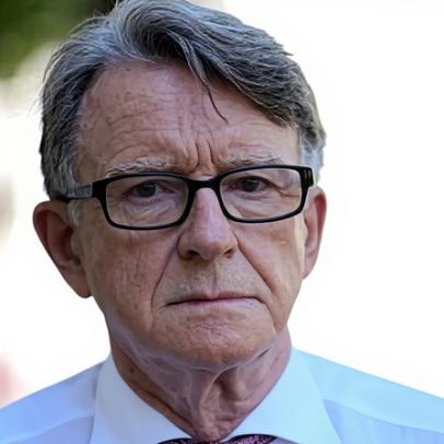 Ministro acusa Mandelson por entrevista sobre Epstein; indignação desproporcional