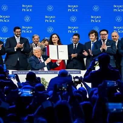 Abusos de Trump e recessão democrática ameaçam direitos humanos, diz HRW