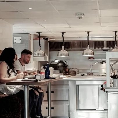 Chef Michelin de duas estrelas critica inspetores de higiene