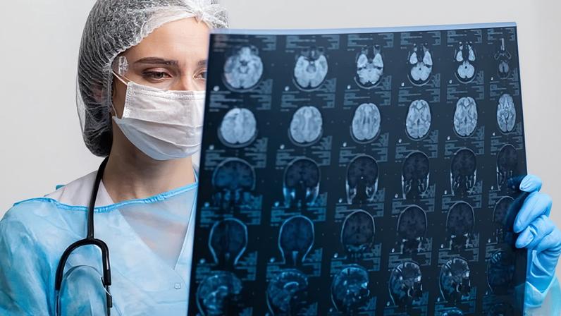 Radiologists want the health secretary to end ‘bureaucratic hurdles’ to the provision of innovative radiotherapies.