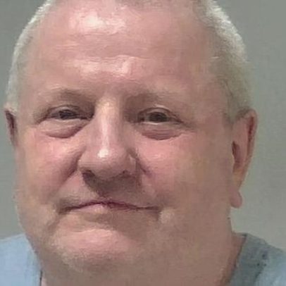Assassino em série Steve Wright recebe mais 40 anos pela morte de uma menina