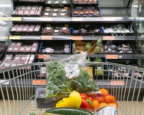 Sales volumes of fresh fruit and dried pulses were up 6% year on year in January.