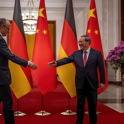 Merz visita China em busca de uma parceria equilibrada e justa com Xi Jinping