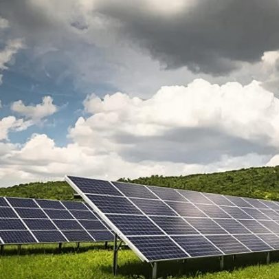 Decisão prevista sobre enorme parque solar no terreno do palácio