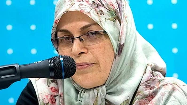 Azar Mansouri was arrested after declaring ‘disgust and anger toward those who dragged the youth of this land into earth and blood’. Photograph: Mohammad Hossein Velayati/Hossein Velayati/Wikimedia