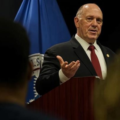 Nomeação do czar da fronteira de Trump não acalma tensões em Minneapolis