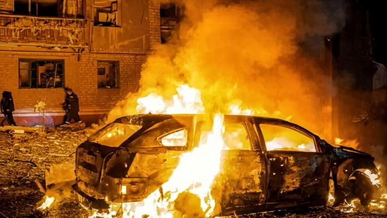 The aftermath of a Russian airstrike on a residential area in Kramatorsk, Ukraine. An average of 4.8 Ukrainian civilians were reported killed or injured in each Russian strike last year, the research found.