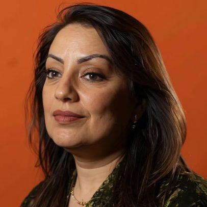 Naz Shah e a mãe são presas por homicídio