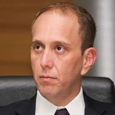 Defesa de Manga contesta denúncia de corrupção como perseguição política