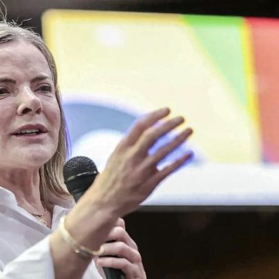 Glesi acusa presidente da CPMI de golpe em votação de quebra sigilo Lulinha