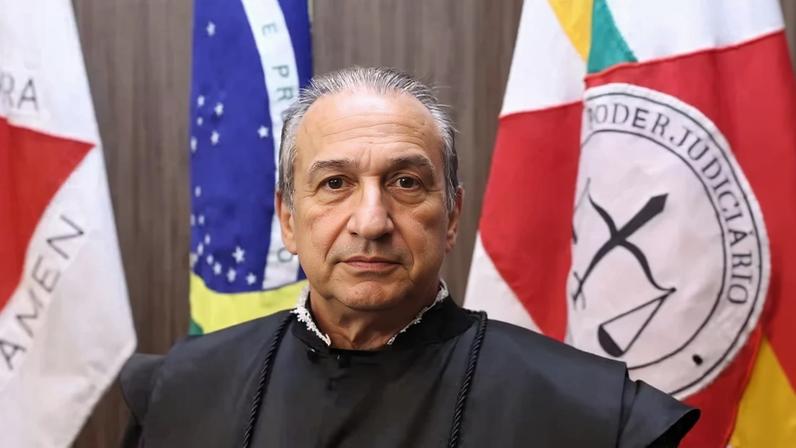 Este é o desembargador Magid Nauéf Láuar - Divulgação/Juarez Rodrigues/TJMG