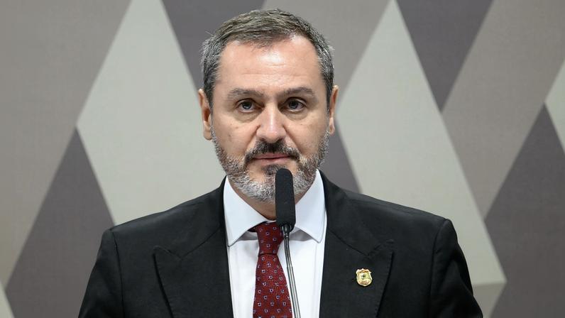 Diretor-geral da PF, Andrei Passos Rodrigues, é ouvido na CPI do Crime Organizado — Foto: Andressa Anholete/Agência Senado