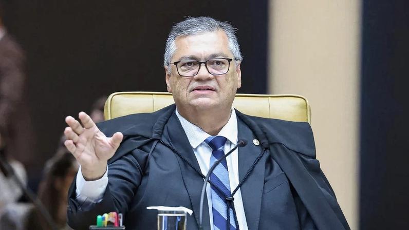Ministro Flávio Dino na sessão plenária do STF