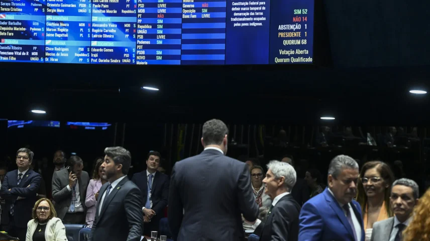 Plenário do Senado Federal durante sessão deliberativa ordinária. Ordem do dia. (Foto: Carlos Moura / Agência Senado)