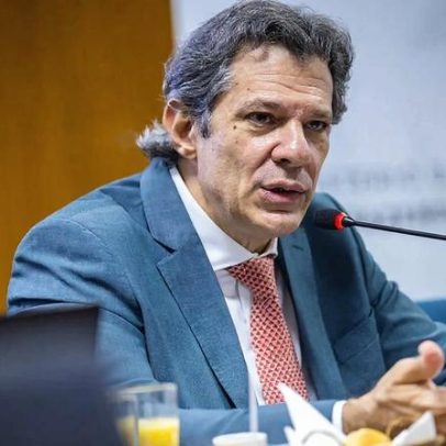 Data de saída do ministério depende da viagem de Lula aos EUA, afirma Haddad