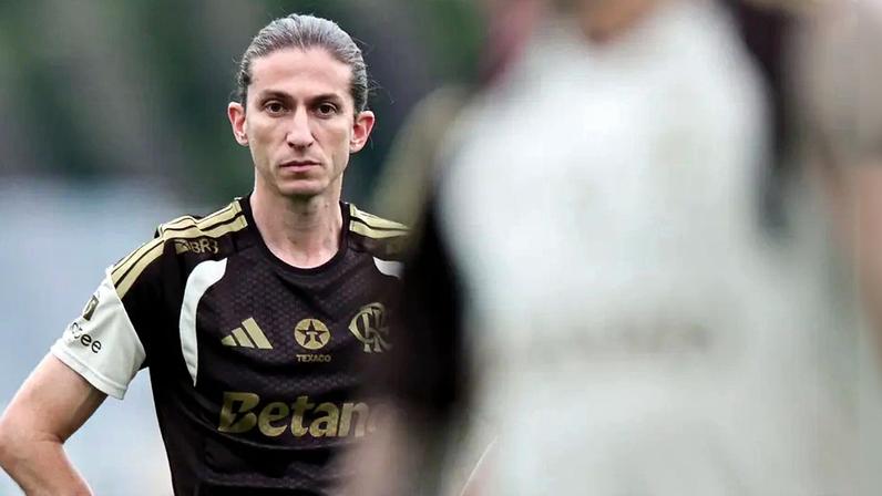 Filipe Luís durante treino do Flamengo (Foto: Gilvan de Souza/Flamengo)