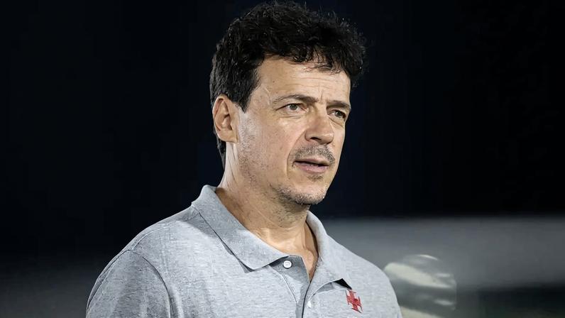 Fernando Diniz antes da partida contra o Boavista (Foto: Matheus Lima/Vasco)