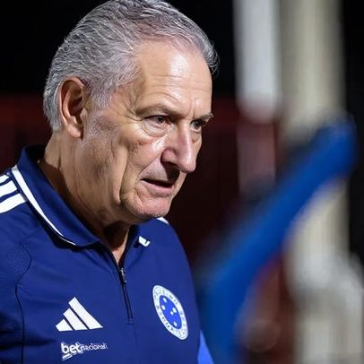 Tite cita gramado pesado em vitória do Cruzeiro