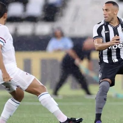 Marçal fica fora do Botafogo por três semanas após lesão no joelho