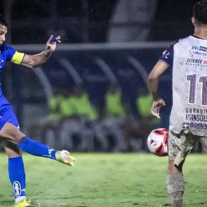 Romero encara pressão no Cruzeiro e celebra vitória com tranquilidade