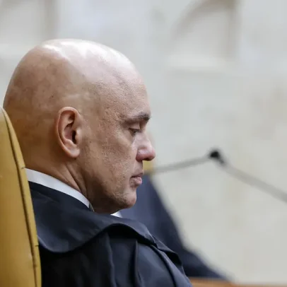 Defesa afirma que servidora da Receita alvo STF recebeu tornozeleira 4% de bateria